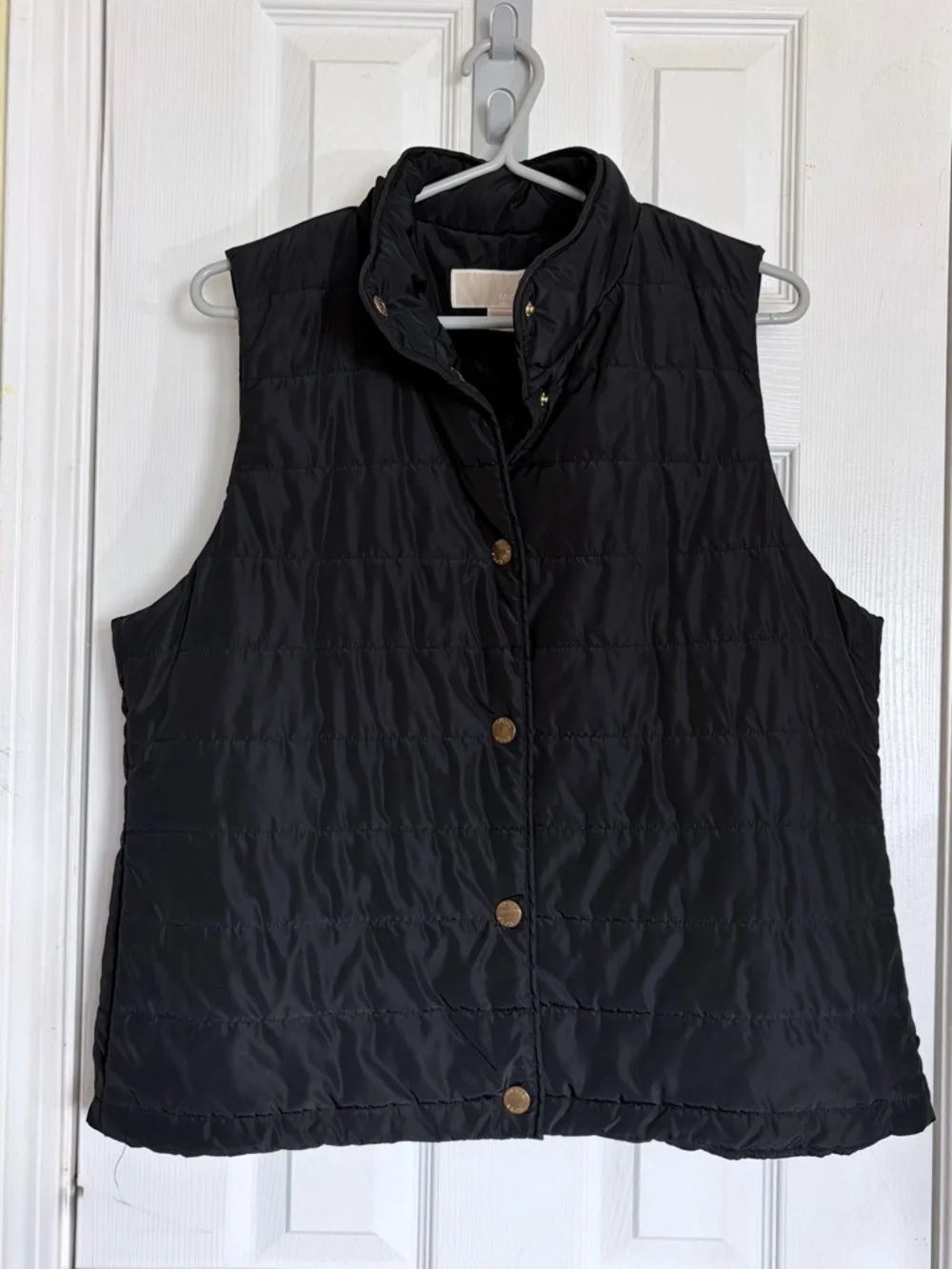 Michael‎ Kors Black Women’s Puffer Vest with Gold Logo Snap Sz L